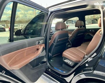 БМВ X7, объемом двигателя 3 л и пробегом 10 тыс. км за 125900 $, фото 26 на Automoto.ua