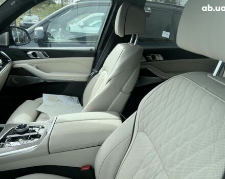 БМВ X7, объемом двигателя 4.4 л и пробегом 5 тыс. км за 151935 $, фото 9 на Automoto.ua