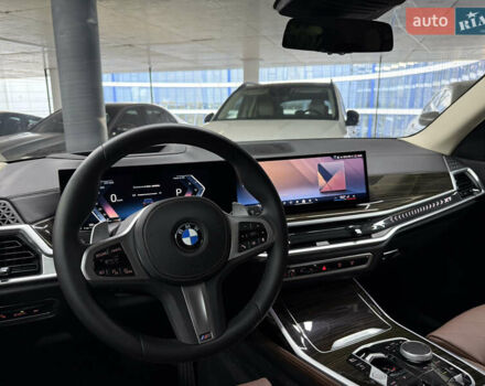БМВ X7, объемом двигателя 3 л и пробегом 25 тыс. км за 89900 $, фото 24 на Automoto.ua