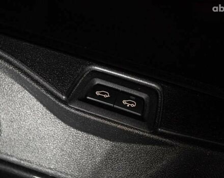 БМВ X7, объемом двигателя 0 л и пробегом 70 тыс. км за 116900 $, фото 3 на Automoto.ua