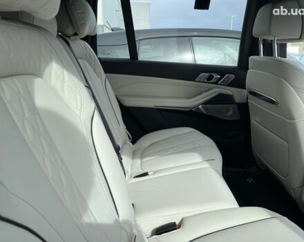 БМВ X7, объемом двигателя 4.4 л и пробегом 5 тыс. км за 151935 $, фото 20 на Automoto.ua
