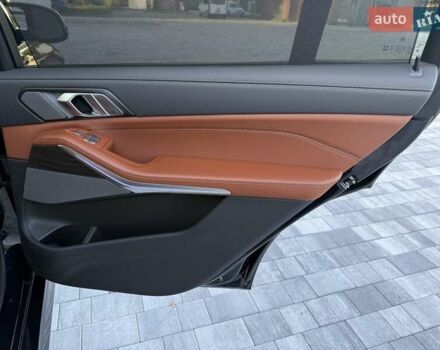 БМВ X7, объемом двигателя 4.39 л и пробегом 12 тыс. км за 127000 $, фото 31 на Automoto.ua