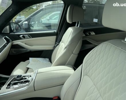 БМВ X7, объемом двигателя 4.4 л и пробегом 5 тыс. км за 151935 $, фото 3 на Automoto.ua