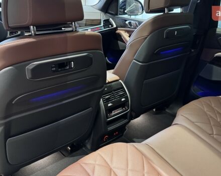 БМВ X7 2025 в Одессе на Automoto.ua БМВ X7, объемом двигателя 2.99 л и пробегом 0 тыс. км за 146012 $, фото 26 на Automoto.ua