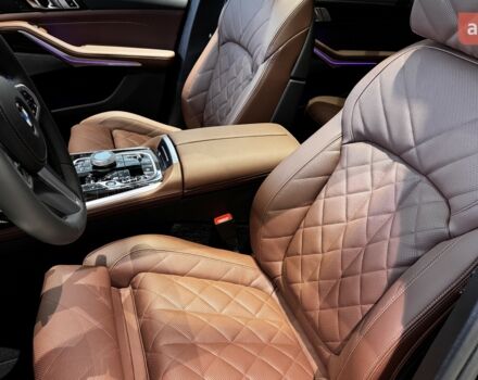 БМВ X7 2025 в Одессе на Automoto.ua БМВ X7, объемом двигателя 2.99 л и пробегом 0 тыс. км за 146012 $, фото 19 на Automoto.ua
