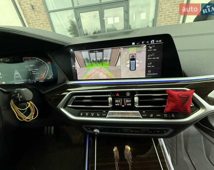 Сірий БМВ X7, об'ємом двигуна 3 л та пробігом 99 тис. км за 76000 $, фото 80 на Automoto.ua