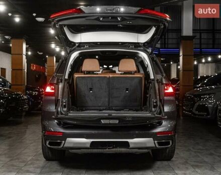 Серый БМВ X7, объемом двигателя 4.39 л и пробегом 53 тыс. км за 63900 $, фото 100 на Automoto.ua