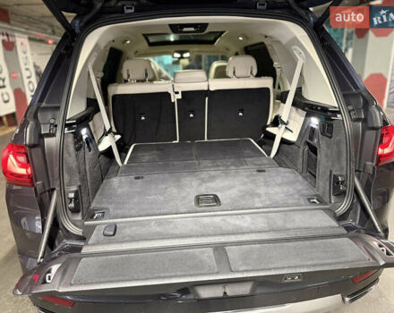 Серый БМВ X7, объемом двигателя 3 л и пробегом 65 тыс. км за 68900 $, фото 31 на Automoto.ua