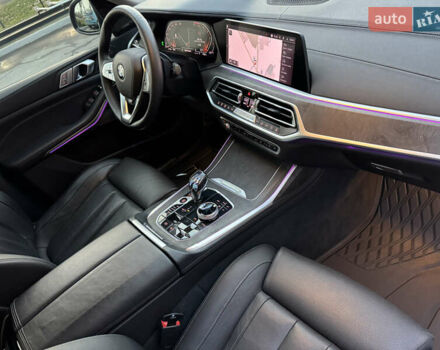 Серый БМВ X7, объемом двигателя 2.99 л и пробегом 140 тыс. км за 64500 $, фото 83 на Automoto.ua