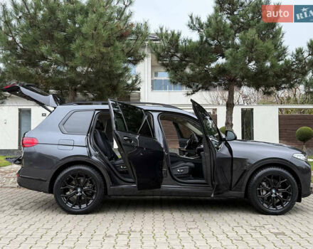Серый БМВ X7, объемом двигателя 3 л и пробегом 148 тыс. км за 55000 $, фото 77 на Automoto.ua