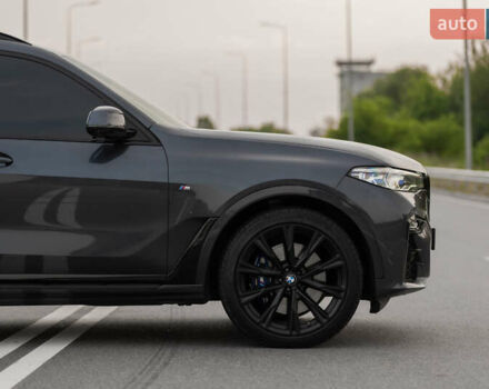 Серый БМВ X7, объемом двигателя 4.4 л и пробегом 78 тыс. км за 67500 $, фото 35 на Automoto.ua