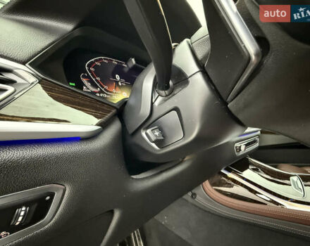 Сірий БМВ X7, об'ємом двигуна 3 л та пробігом 99 тис. км за 76000 $, фото 99 на Automoto.ua