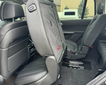 Серый БМВ X7, объемом двигателя 2.99 л и пробегом 140 тыс. км за 63500 $, фото 46 на Automoto.ua