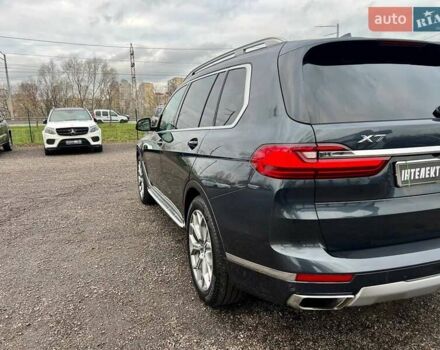Серый БМВ X7, объемом двигателя 4.39 л и пробегом 128 тыс. км за 63000 $, фото 14 на Automoto.ua