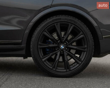 Серый БМВ X7, объемом двигателя 4.4 л и пробегом 78 тыс. км за 67500 $, фото 32 на Automoto.ua