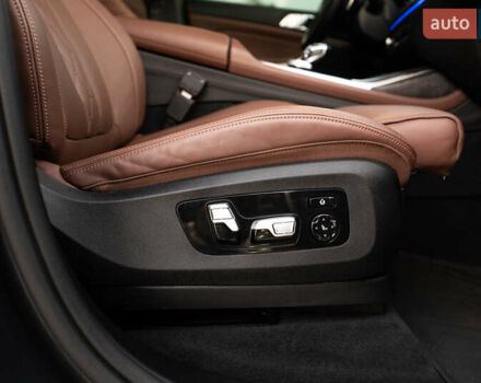 Серый БМВ X7, объемом двигателя 4.4 л и пробегом 78 тыс. км за 67500 $, фото 87 на Automoto.ua