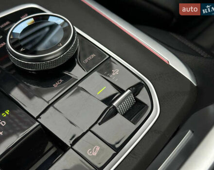 Серый БМВ X7, объемом двигателя 3 л и пробегом 90 тыс. км за 54900 $, фото 49 на Automoto.ua