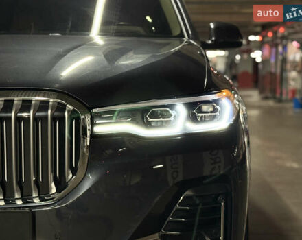 Серый БМВ X7, объемом двигателя 3 л и пробегом 65 тыс. км за 68900 $, фото 8 на Automoto.ua