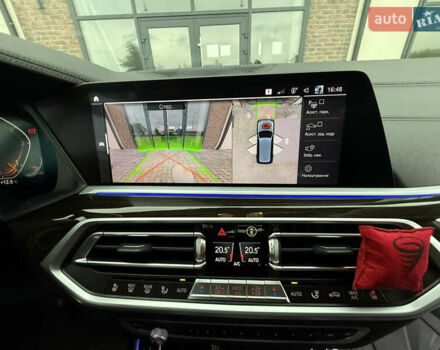 Сірий БМВ X7, об'ємом двигуна 3 л та пробігом 99 тис. км за 76000 $, фото 79 на Automoto.ua