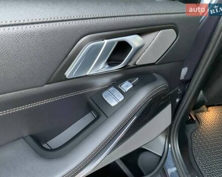 Серый БМВ X7, объемом двигателя 3 л и пробегом 147 тыс. км за 53800 $, фото 41 на Automoto.ua