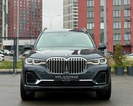 Серый БМВ X7, объемом двигателя 3 л и пробегом 90 тыс. км за 54900 $, фото 1 на Automoto.ua