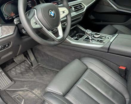 Серый БМВ X7, объемом двигателя 2.99 л и пробегом 140 тыс. км за 63500 $, фото 38 на Automoto.ua