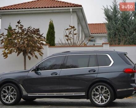 Серый БМВ X7, объемом двигателя 4.39 л и пробегом 118 тыс. км за 69999 $, фото 26 на Automoto.ua