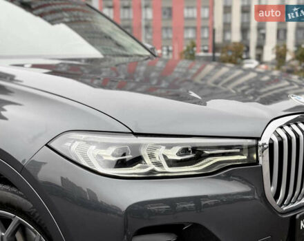 Серый БМВ X7, объемом двигателя 3 л и пробегом 90 тыс. км за 54900 $, фото 13 на Automoto.ua