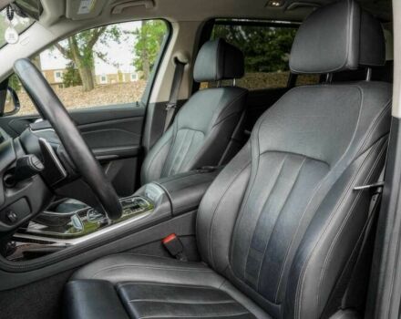 Серый БМВ X7, объемом двигателя 3 л и пробегом 45 тыс. км за 11500 $, фото 7 на Automoto.ua