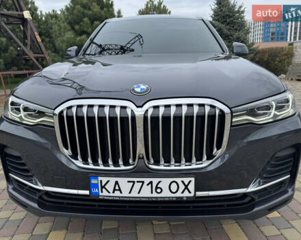 Серый БМВ X7, объемом двигателя 2.99 л и пробегом 140 тыс. км за 63500 $, фото 5 на Automoto.ua