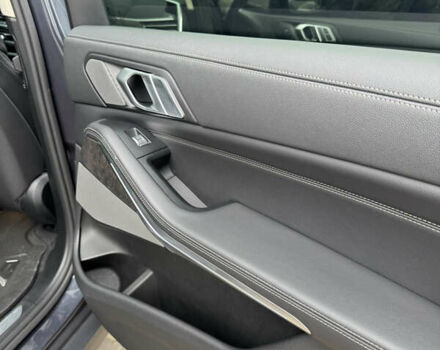 Серый БМВ X7, объемом двигателя 2.99 л и пробегом 140 тыс. км за 63500 $, фото 49 на Automoto.ua