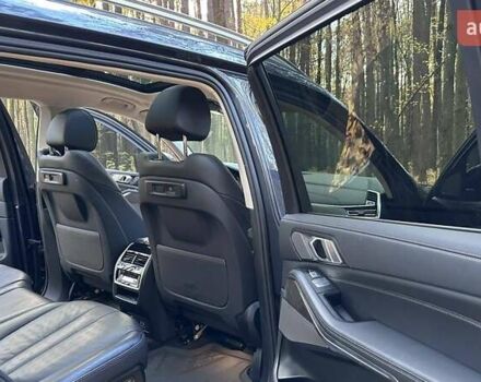 Сірий БМВ X7, об'ємом двигуна 3 л та пробігом 76 тис. км за 56500 $, фото 14 на Automoto.ua