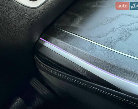 Серый БМВ X7, объемом двигателя 3 л и пробегом 147 тыс. км за 50900 $, фото 76 на Automoto.ua