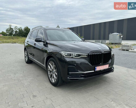 Серый БМВ X7, объемом двигателя 3 л и пробегом 144 тыс. км за 53900 $, фото 10 на Automoto.ua