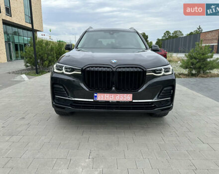 Серый БМВ X7, объемом двигателя 3 л и пробегом 144 тыс. км за 53900 $, фото 12 на Automoto.ua