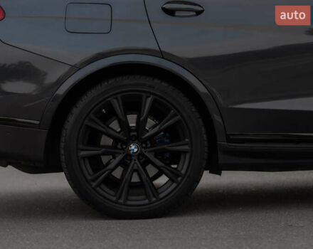 Серый БМВ X7, объемом двигателя 4.4 л и пробегом 78 тыс. км за 67500 $, фото 37 на Automoto.ua
