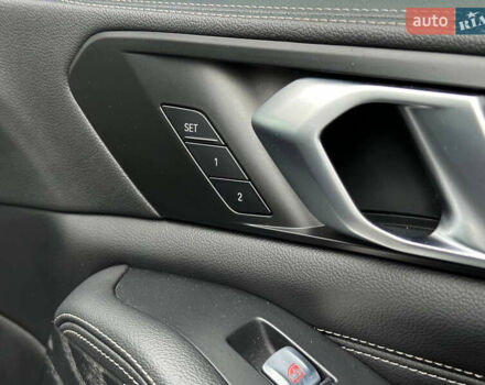 Серый БМВ X7, объемом двигателя 3 л и пробегом 90 тыс. км за 54900 $, фото 68 на Automoto.ua