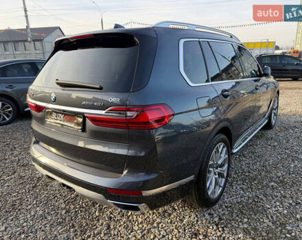 Серый БМВ X7, объемом двигателя 3 л и пробегом 147 тыс. км за 50900 $, фото 2 на Automoto.ua