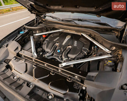 Серый БМВ X7, объемом двигателя 4.4 л и пробегом 78 тыс. км за 67500 $, фото 75 на Automoto.ua