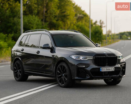 Серый БМВ X7, объемом двигателя 4.4 л и пробегом 78 тыс. км за 67500 $, фото 2 на Automoto.ua