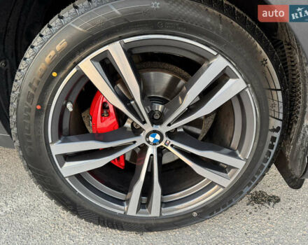 Серый БМВ X7, объемом двигателя 2.99 л и пробегом 140 тыс. км за 64500 $, фото 19 на Automoto.ua