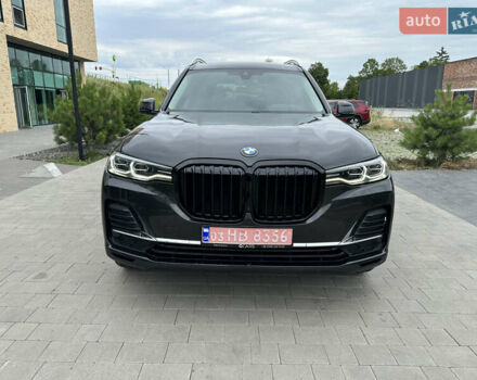 Серый БМВ X7, объемом двигателя 3 л и пробегом 144 тыс. км за 53900 $, фото 11 на Automoto.ua