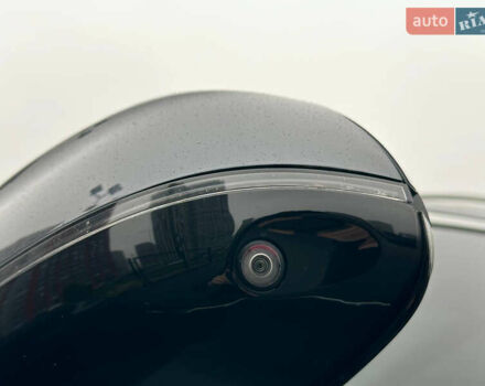 Серый БМВ X7, объемом двигателя 3 л и пробегом 90 тыс. км за 54900 $, фото 14 на Automoto.ua