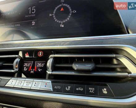 Серый БМВ X7, объемом двигателя 3 л и пробегом 147 тыс. км за 50900 $, фото 73 на Automoto.ua