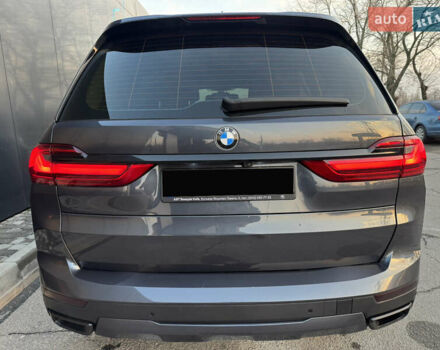 Серый БМВ X7, объемом двигателя 2.99 л и пробегом 140 тыс. км за 64500 $, фото 15 на Automoto.ua