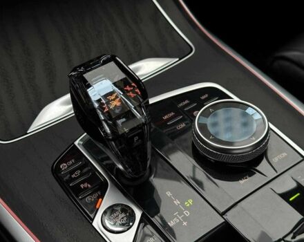 Серый БМВ X7, объемом двигателя 3 л и пробегом 90 тыс. км за 54900 $, фото 10 на Automoto.ua