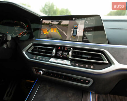 Серый БМВ X7, объемом двигателя 4.4 л и пробегом 78 тыс. км за 67500 $, фото 91 на Automoto.ua