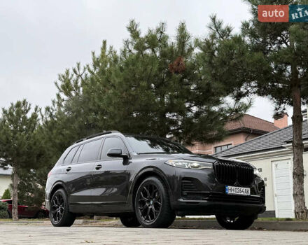 Серый БМВ X7, объемом двигателя 3 л и пробегом 148 тыс. км за 55000 $, фото 63 на Automoto.ua