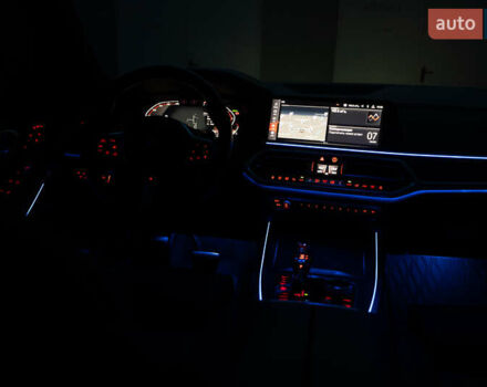 Серый БМВ X7, объемом двигателя 4.4 л и пробегом 78 тыс. км за 67500 $, фото 159 на Automoto.ua