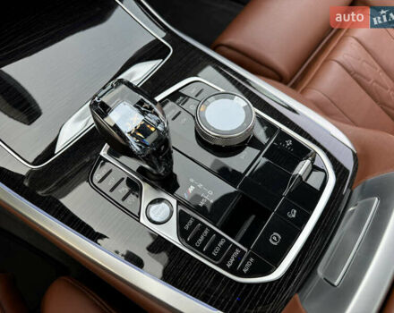 Серый БМВ X7, объемом двигателя 2.99 л и пробегом 99 тыс. км за 73500 $, фото 30 на Automoto.ua